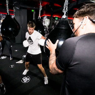 what to expect in your first rumble boxing class